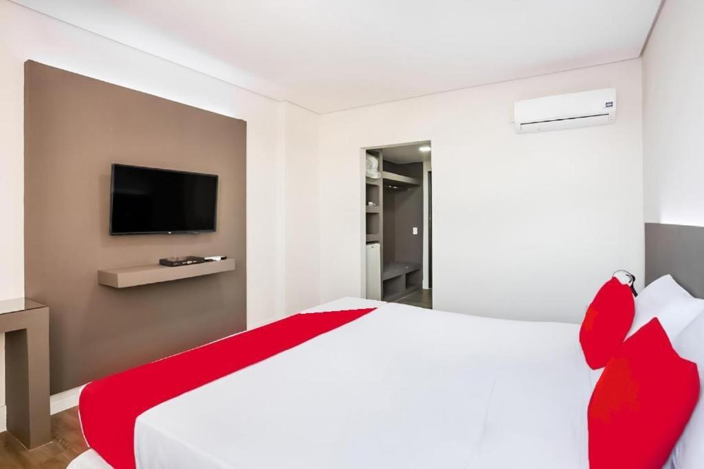 Hotel Interamericana Εξωτερικό φωτογραφία